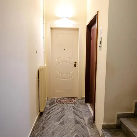 Apartament M & E *