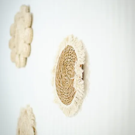 M & E アパート ヴォロス