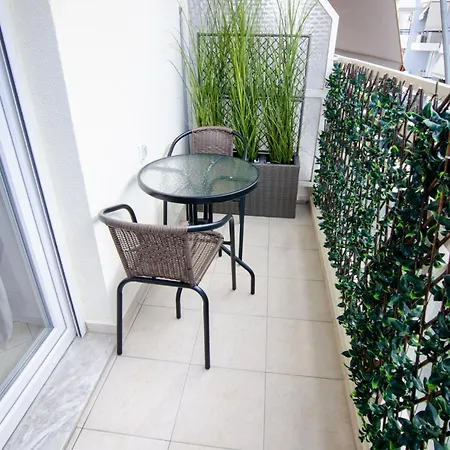 M & E Appartement Vólos